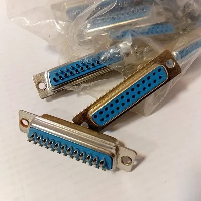 سوکت کامپیوتری 25پین مادگی(DB25)